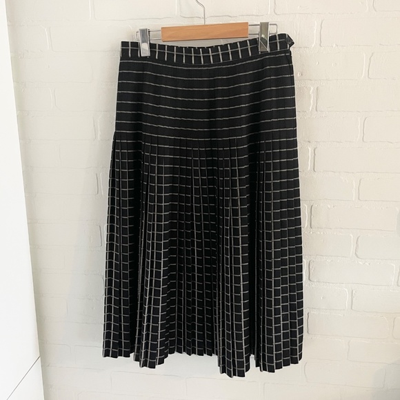 Vintage Midi Skirt Plaid Pleated Dark Academia Goth Wool Black Off White Sz 12 - Picture 4 of 11